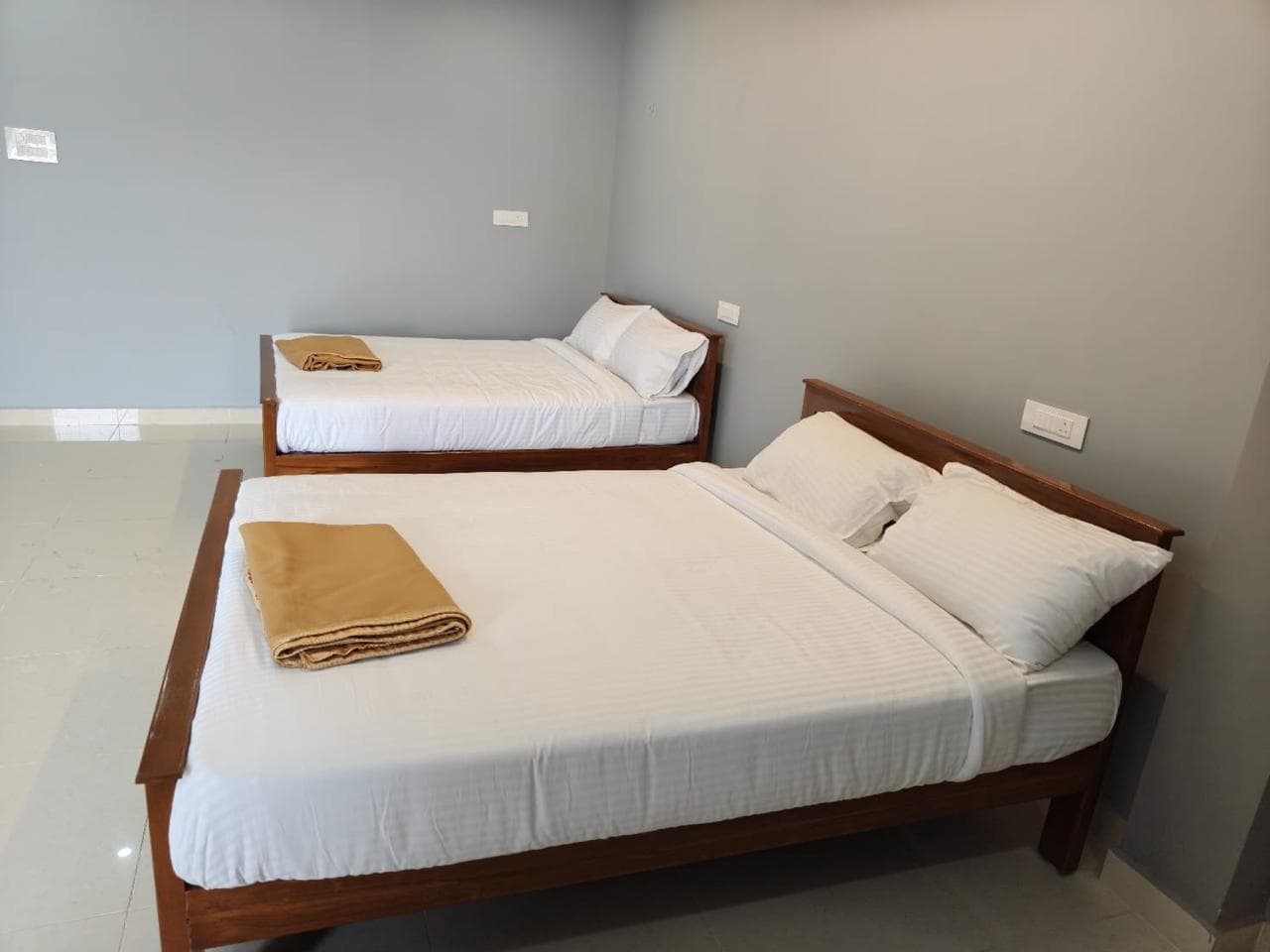 Family Stay at Renuga Residency KV Kuppam near Vellore